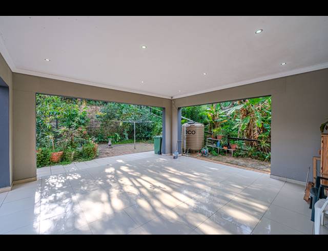 3 BEDROOM FREESTANDING FOR SALE IN WESTBROOK